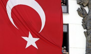 Επίθεση Τούρκων στον Προκόπη Παυλόπουλο – «Να σεβαστεί τα σύνορά μας»