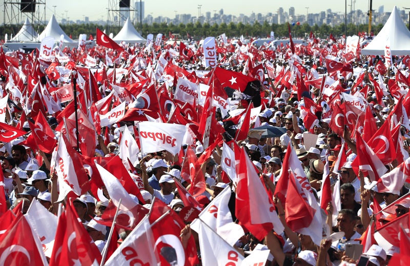 Έφτασε στην Κωνσταντινούπολη η μεγάλη «Πορεία της Δικαιοσύνης»