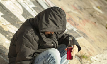 Καμίνης σε Τσίπρα: Κάνε κάτι για τις γειτονιές της Αθήνας, γέμισαν ναρκωτικά