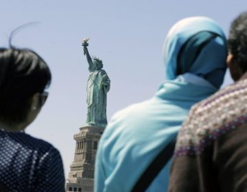 «Οι οικογένειες μεταναστών που εισέρχονται παράτυπα στη χώρα θα χωρίζονται»