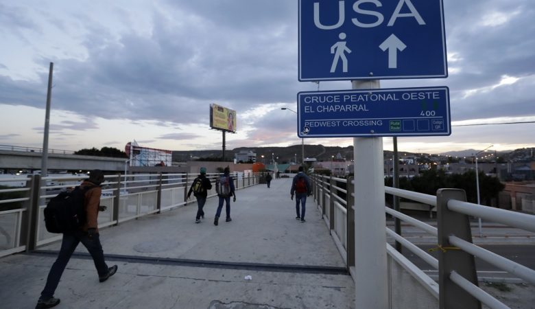 Οι ΗΠΑ εκταμιεύουν 1 δισ. δολάρια για το τείχος στα σύνορα με το Μεξικό