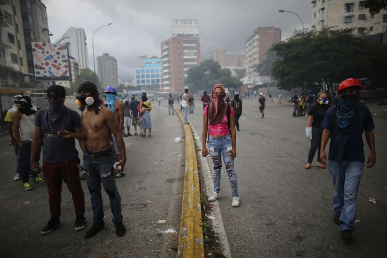 Βίαιες συγκρούσεις με νεκρούς στη Βενεζουέλα