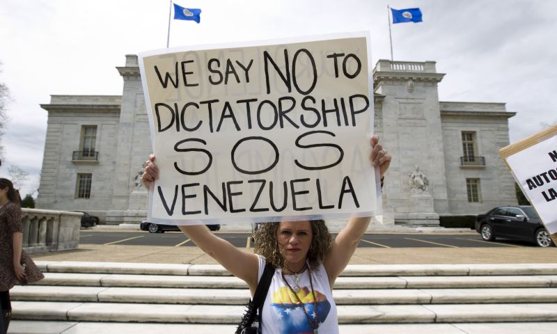 Έρευνα για πιθανά εγκλήματα κατά της ανθρωπότητας στη Βενεζουέλα