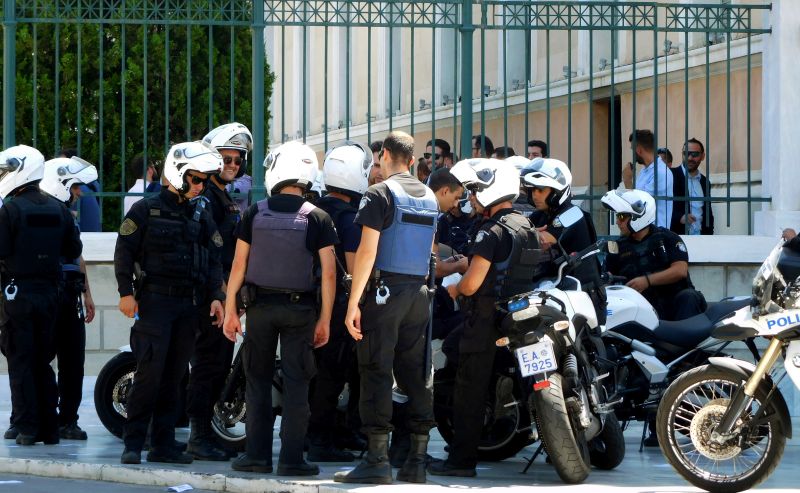 Απαγόρευση διαδηλώσεων στο κέντρο της Αθήνας λόγω της επίσκεψης Μακρόν