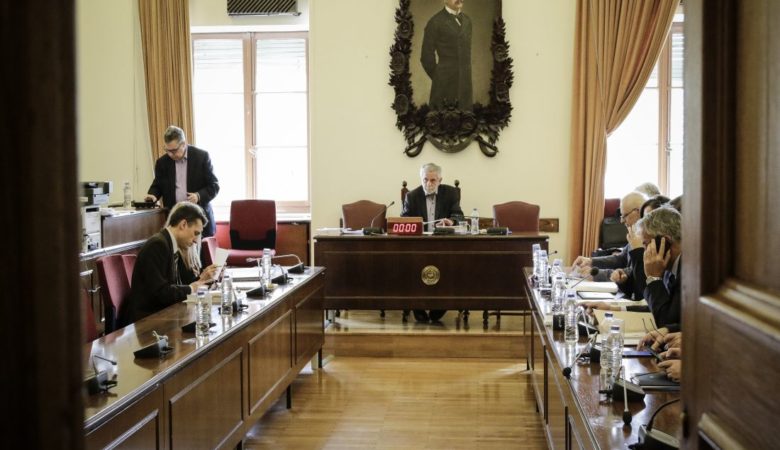 ΣΥΡΙΖΑ: Αναρμόδια η Βουλή για την εκδίκαση της υπόθεσης Novartis
