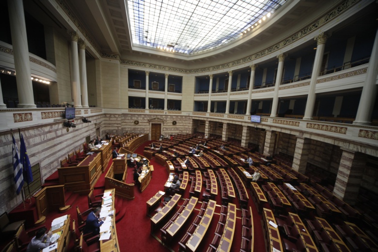 Ένα εκατομμύριο ευρώ για την αίθουσα Ολομέλειας της Βουλής
