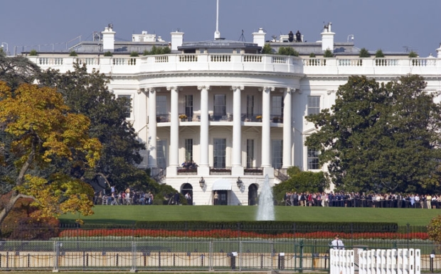 Λευκός Οίκος: Απρόκλητη η απέλαση του «υπ’ αριθμόν 2» της αμερικανικής πρεσβείας στη Μόσχα