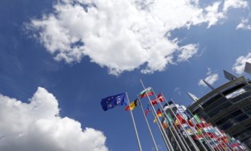 DPA: Όλα τα κράτη μέλη της ΕΕ αλληλέγγυα σε Ελλάδα και Κυπρο
