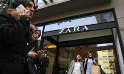 Κλείνουν τα 502 καταστήματα Zara στην Ρωσία
