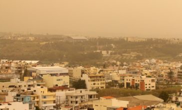 «Κοκτέιλ» σκόνης και ζέστης μέχρι την Πέμπτη στην Κρήτη