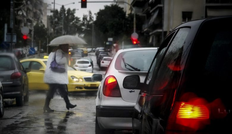 Κυκλοφοριακά προβλήματα στην Αθήνα από την βροχόπτωση