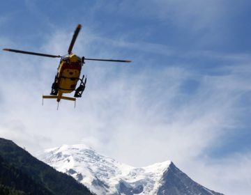 Ορειβάτες καταπλακώθηκαν από χιονοστιβάδα στην Ελβετία