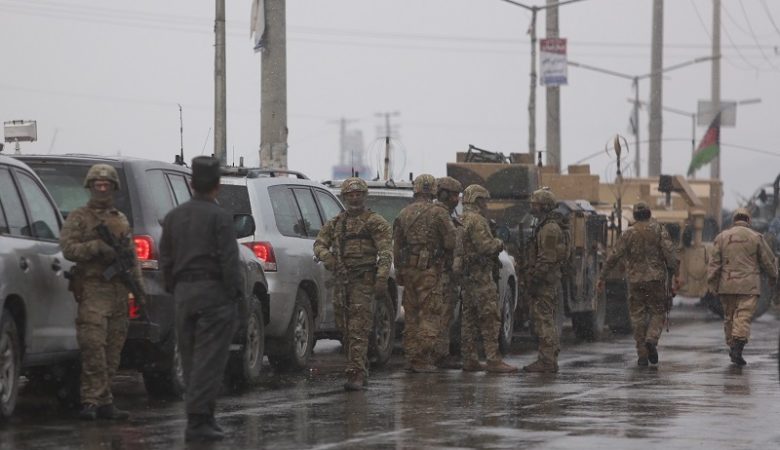 Αιματηρή επίθεση του ISIS στη στρατιωτική ακαδημία της Καμπούλ