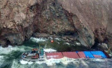 Χαλκιδική: Εννέα Ρουμάνοι έπεσαν σε βράχια με το σκάφος τους
